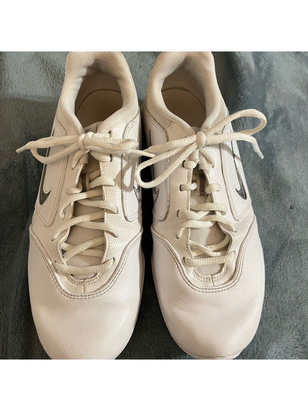 Nike Women Sideline II White Cheerleading & Casual Shoes Sneakers U.S. Size 9.5